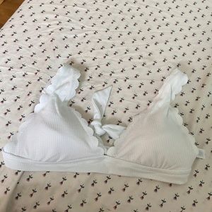 Aerie white triangle bikini top size XXL